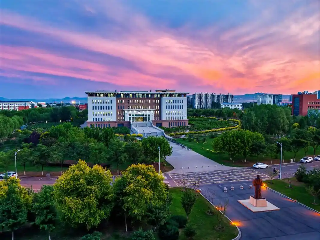 河北建筑工程学院 校园