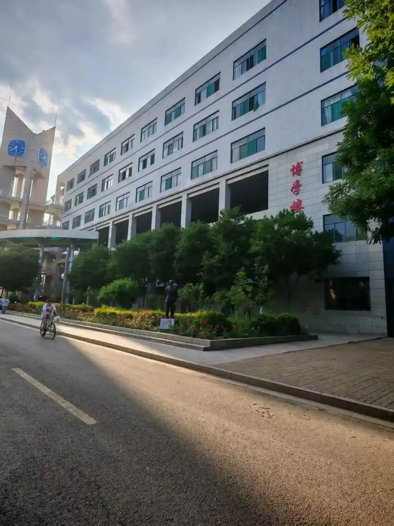 太原工业学院 校园