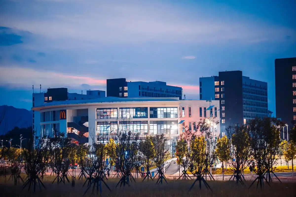 贵州医科大学 校园