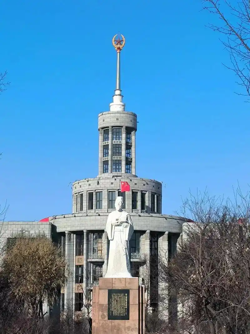 黑龙江中医药大学 校园