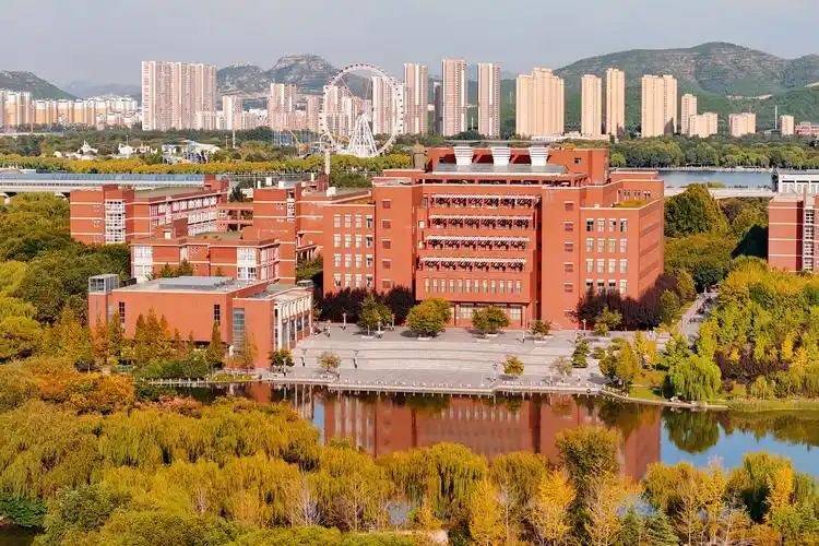 山东交通学院