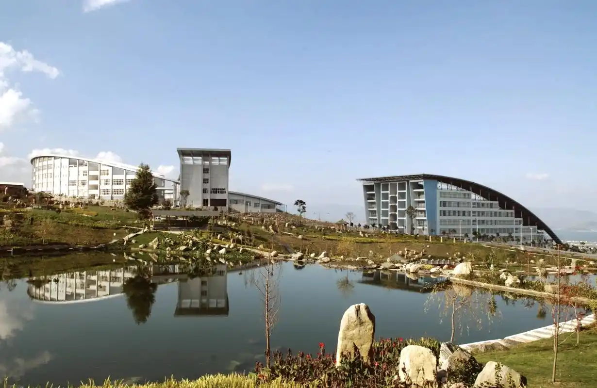 昭通学院