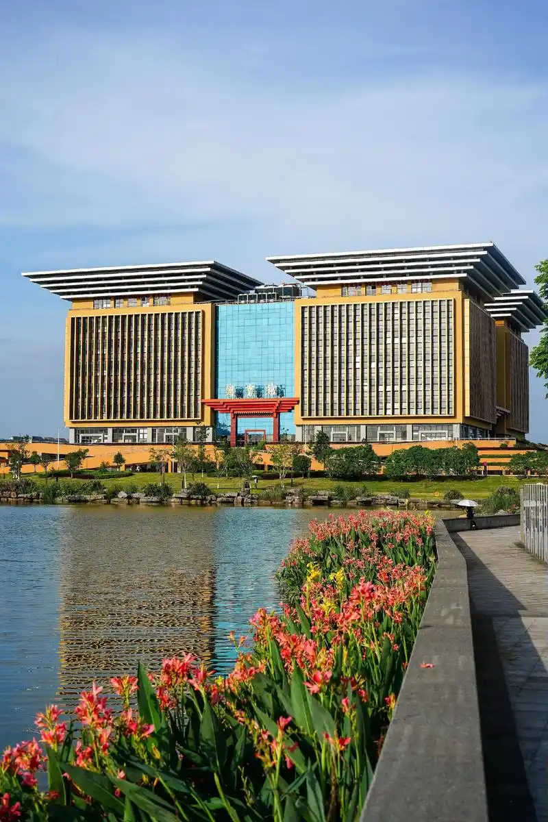 广西师范大学