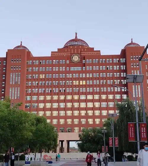 内蒙古大学 校园