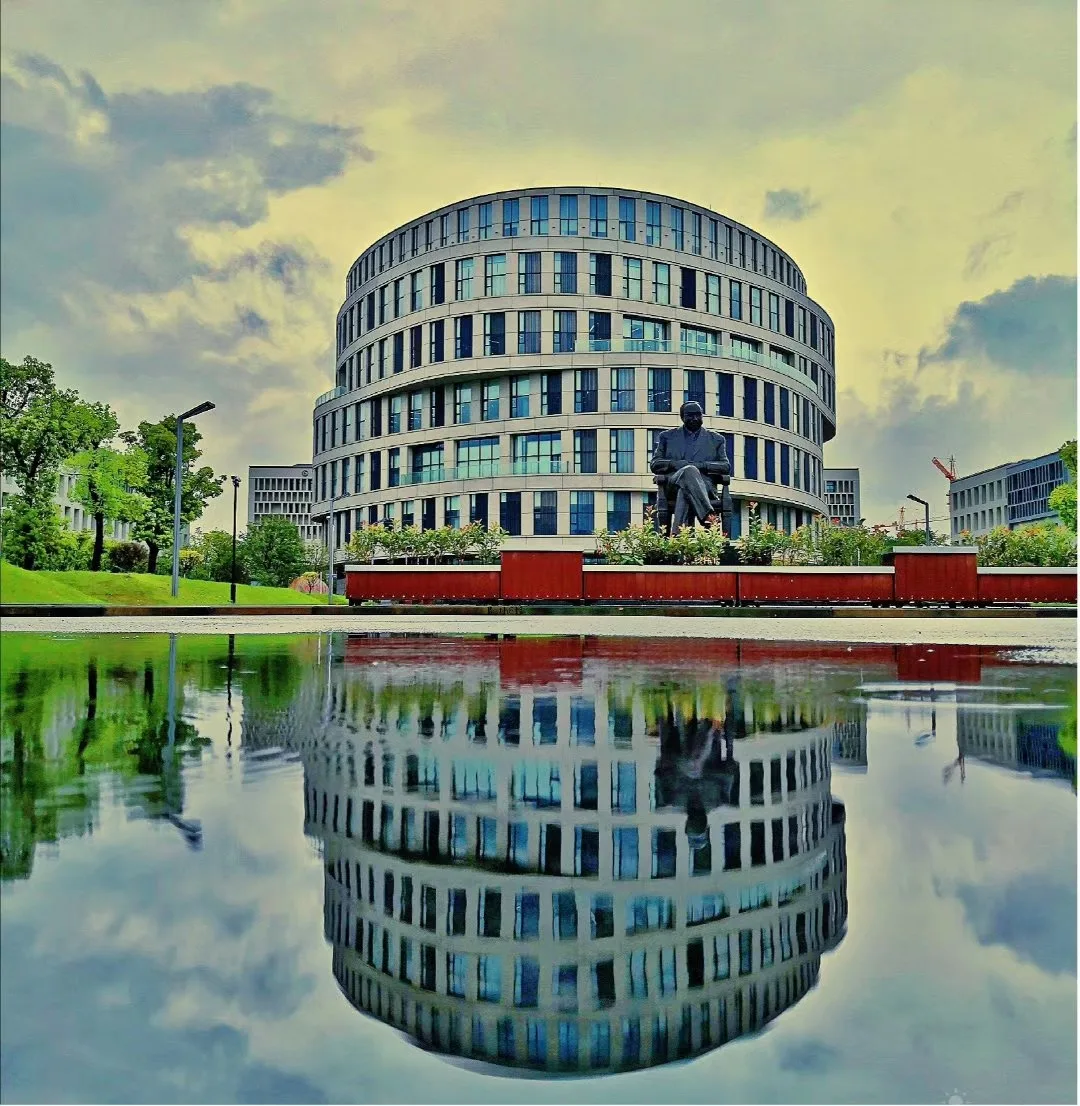 上海大学