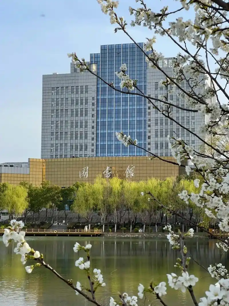 南阳理工学院 校园