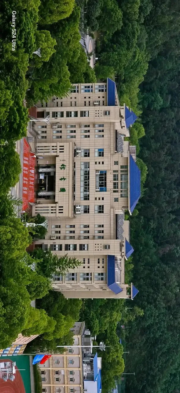 湖北医药学院