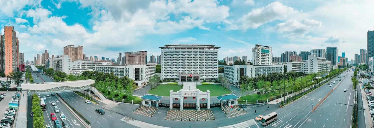 湖北大学