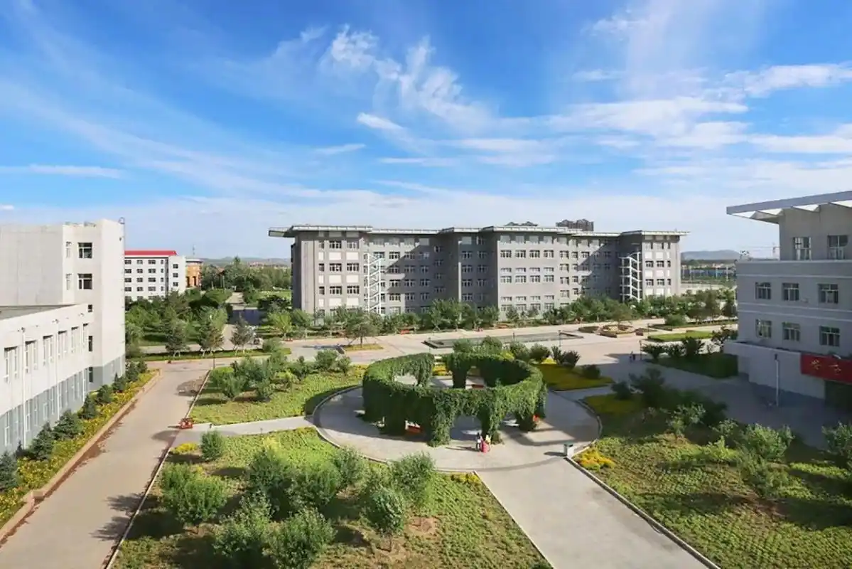 赤峰学院 校园