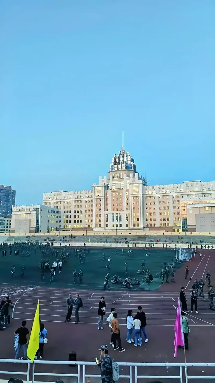黑龙江大学 校园