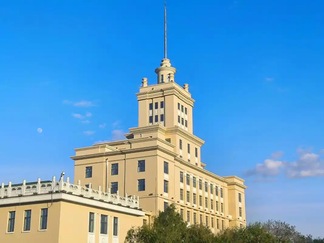 黑龙江大学 校园