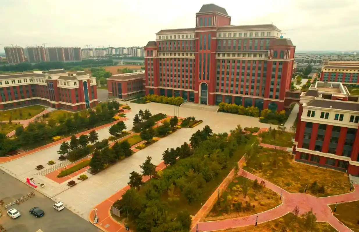 长春工业大学 校园