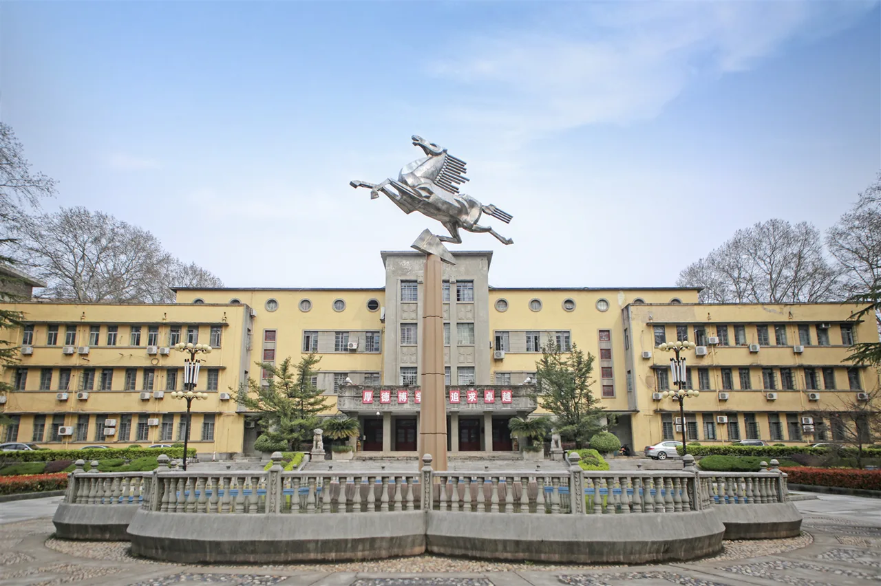 武汉理工大学 校园