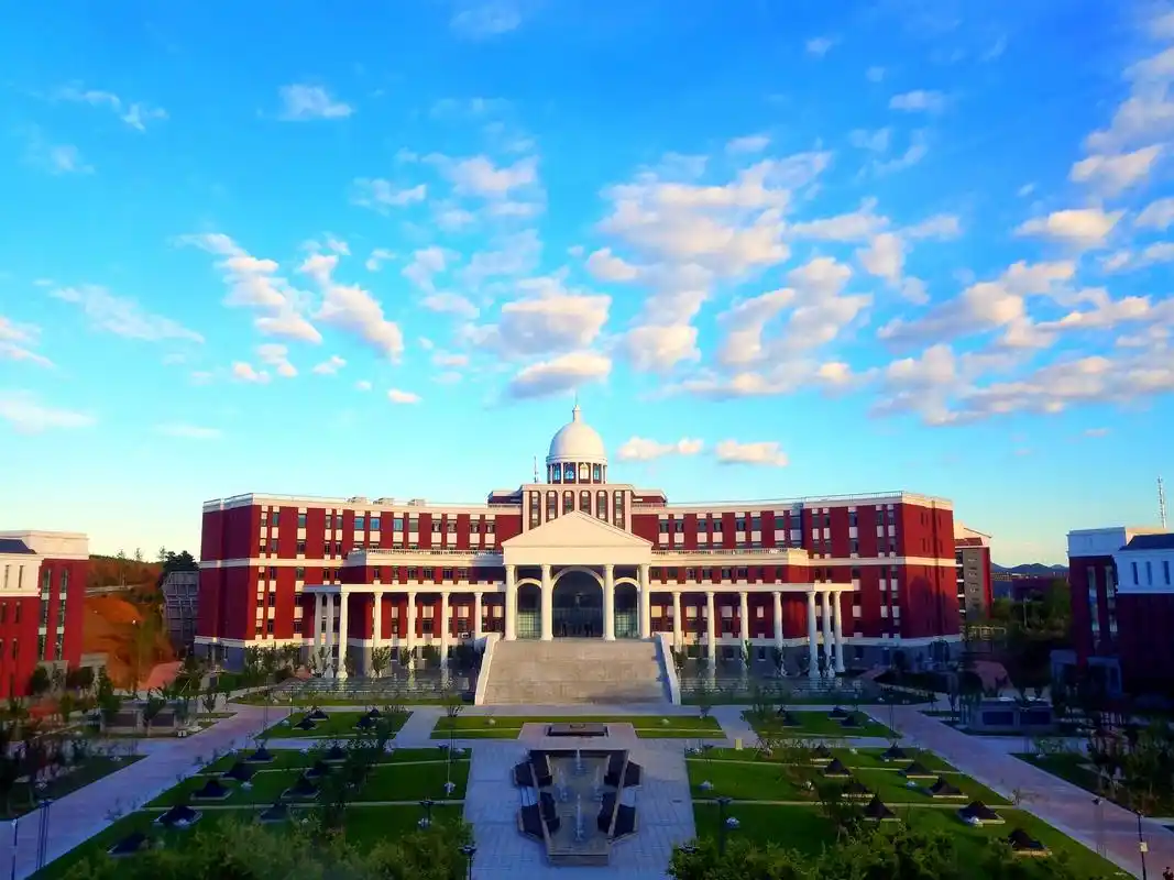 沈阳药科大学 校园