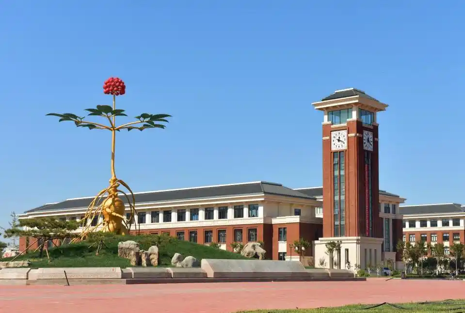 天津中医药大学 校园