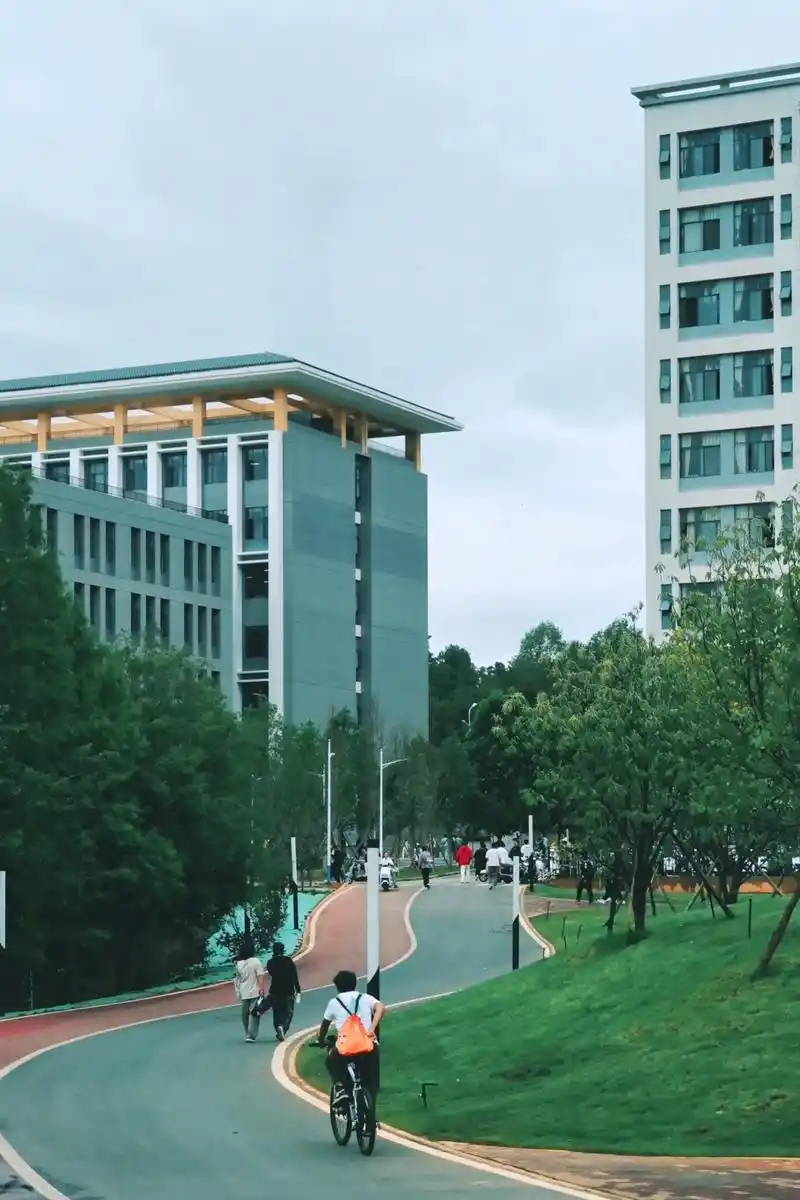 西南林业大学 校园