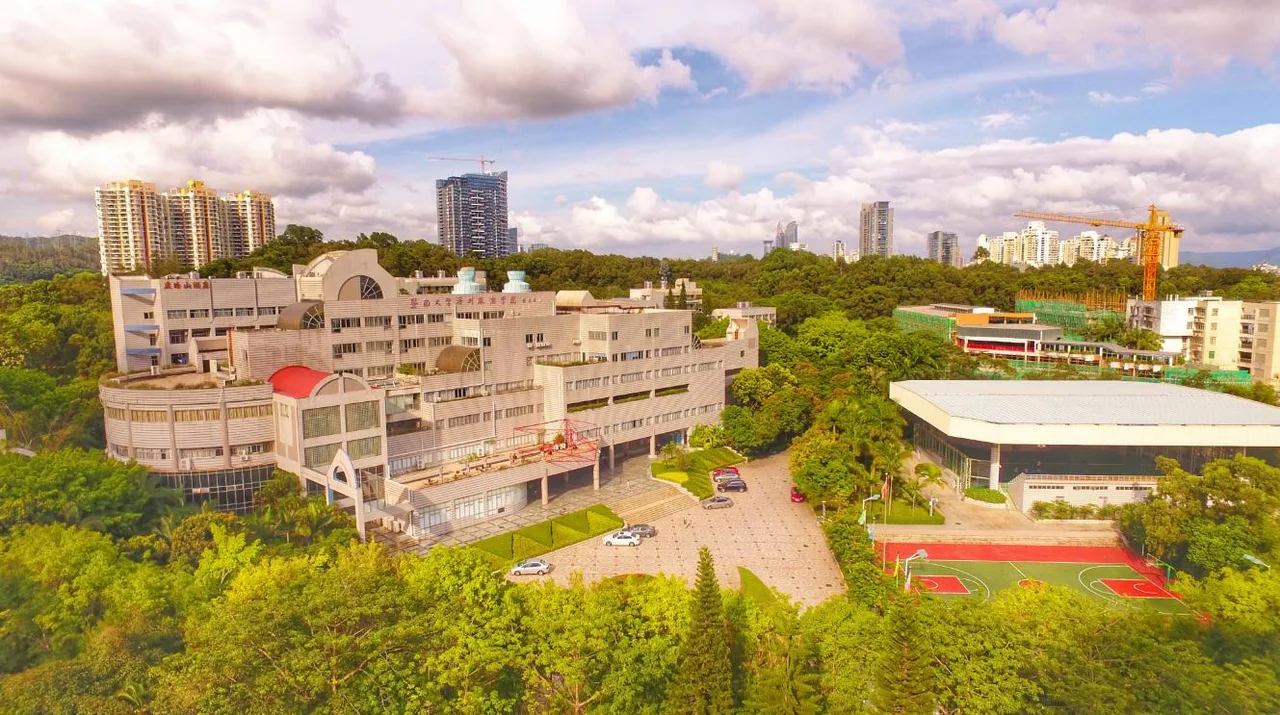 暨南大学 校园